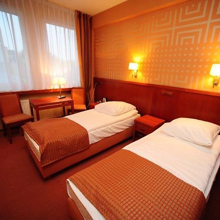 Hotel Gwda Pila Luaran gambar