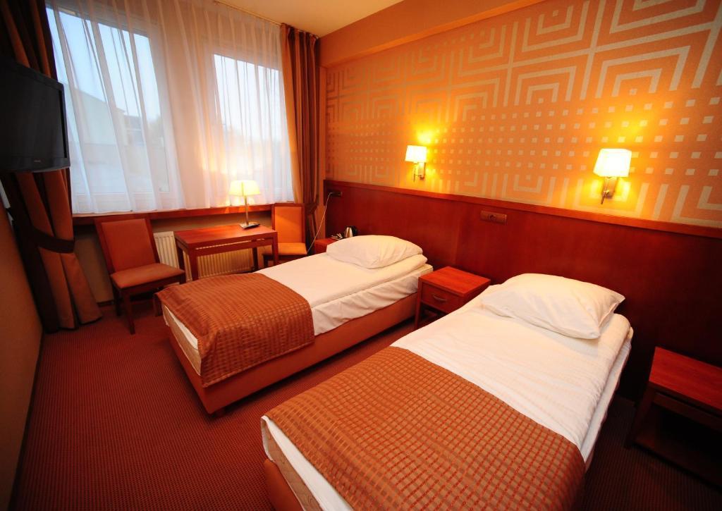 Hotel Gwda Pila Luaran gambar